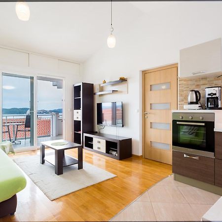 Apartment Mia - Spacious Apartment On 85 M2 With Beautiful Sea View Τρογκίρ Εξωτερικό φωτογραφία