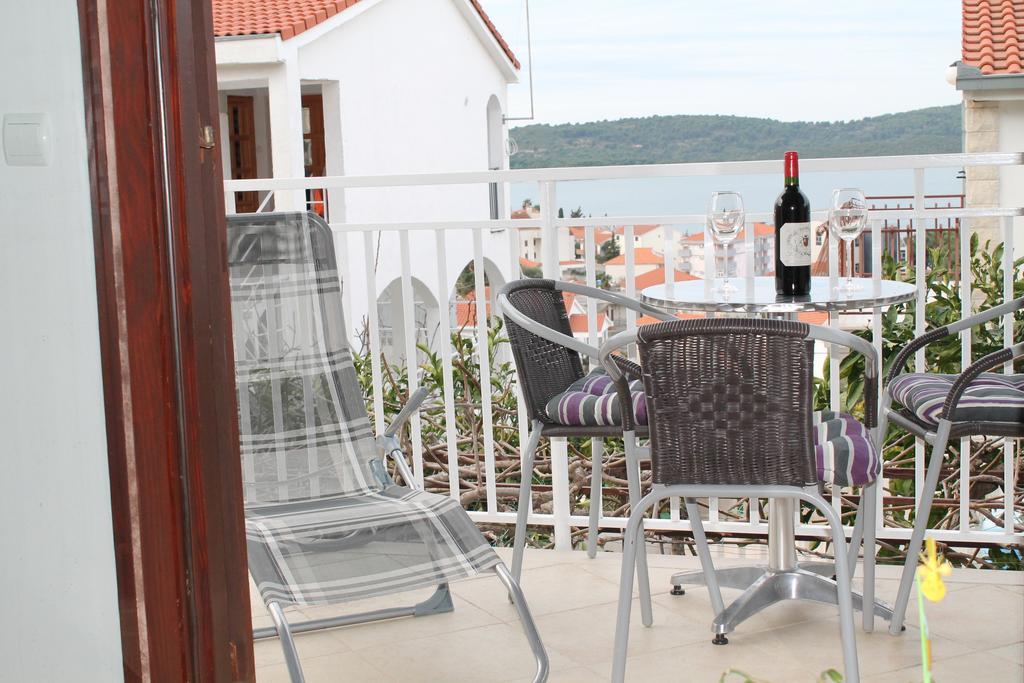 Apartment Mia - Spacious Apartment On 85 M2 With Beautiful Sea View Τρογκίρ Δωμάτιο φωτογραφία
