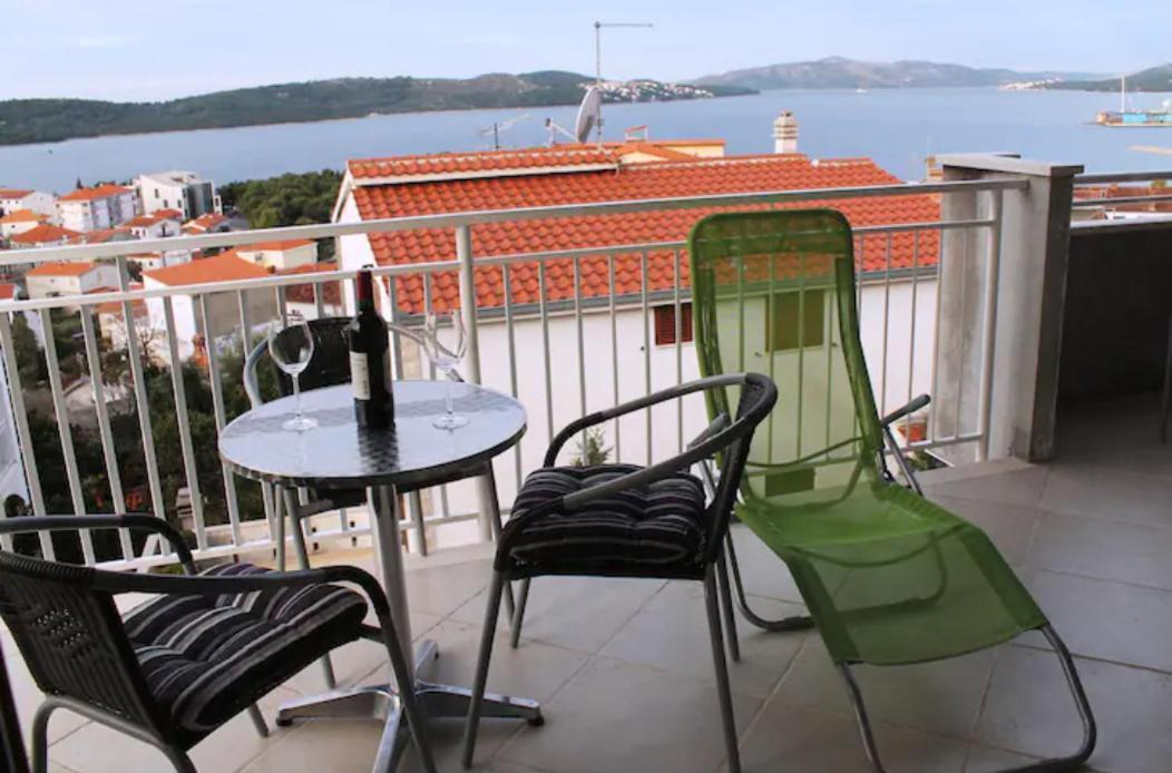 Apartment Mia - Spacious Apartment On 85 M2 With Beautiful Sea View Τρογκίρ Εξωτερικό φωτογραφία
