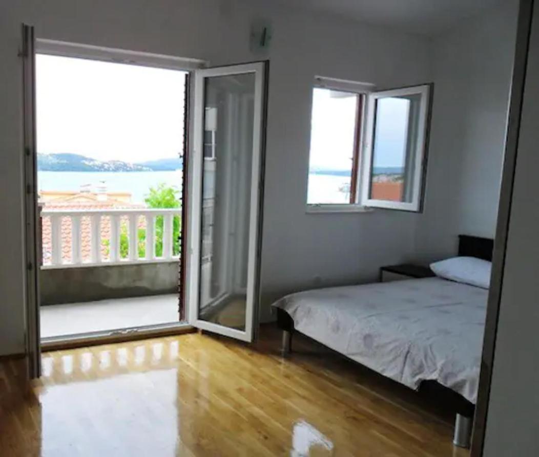 Apartment Mia - Spacious Apartment On 85 M2 With Beautiful Sea View Τρογκίρ Εξωτερικό φωτογραφία