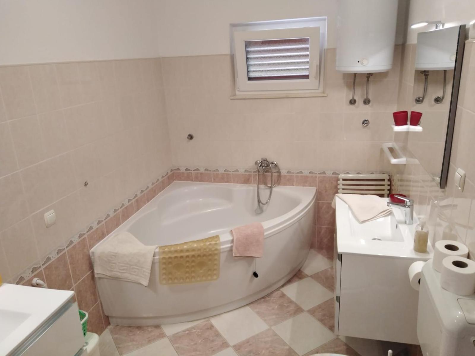 Apartment Mia - Spacious Apartment On 85 M2 With Beautiful Sea View Τρογκίρ Εξωτερικό φωτογραφία