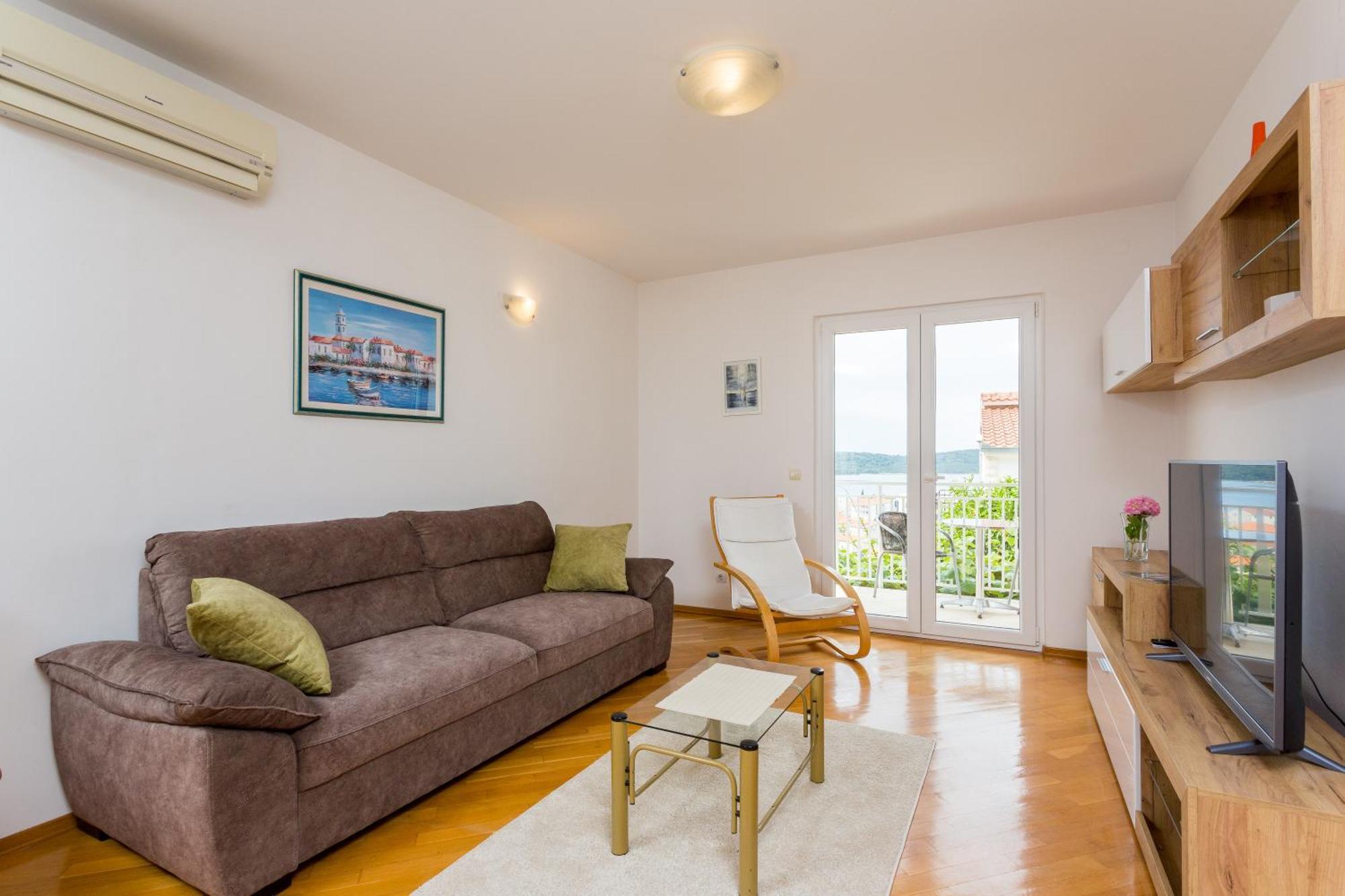 Apartment Mia - Spacious Apartment On 85 M2 With Beautiful Sea View Τρογκίρ Εξωτερικό φωτογραφία
