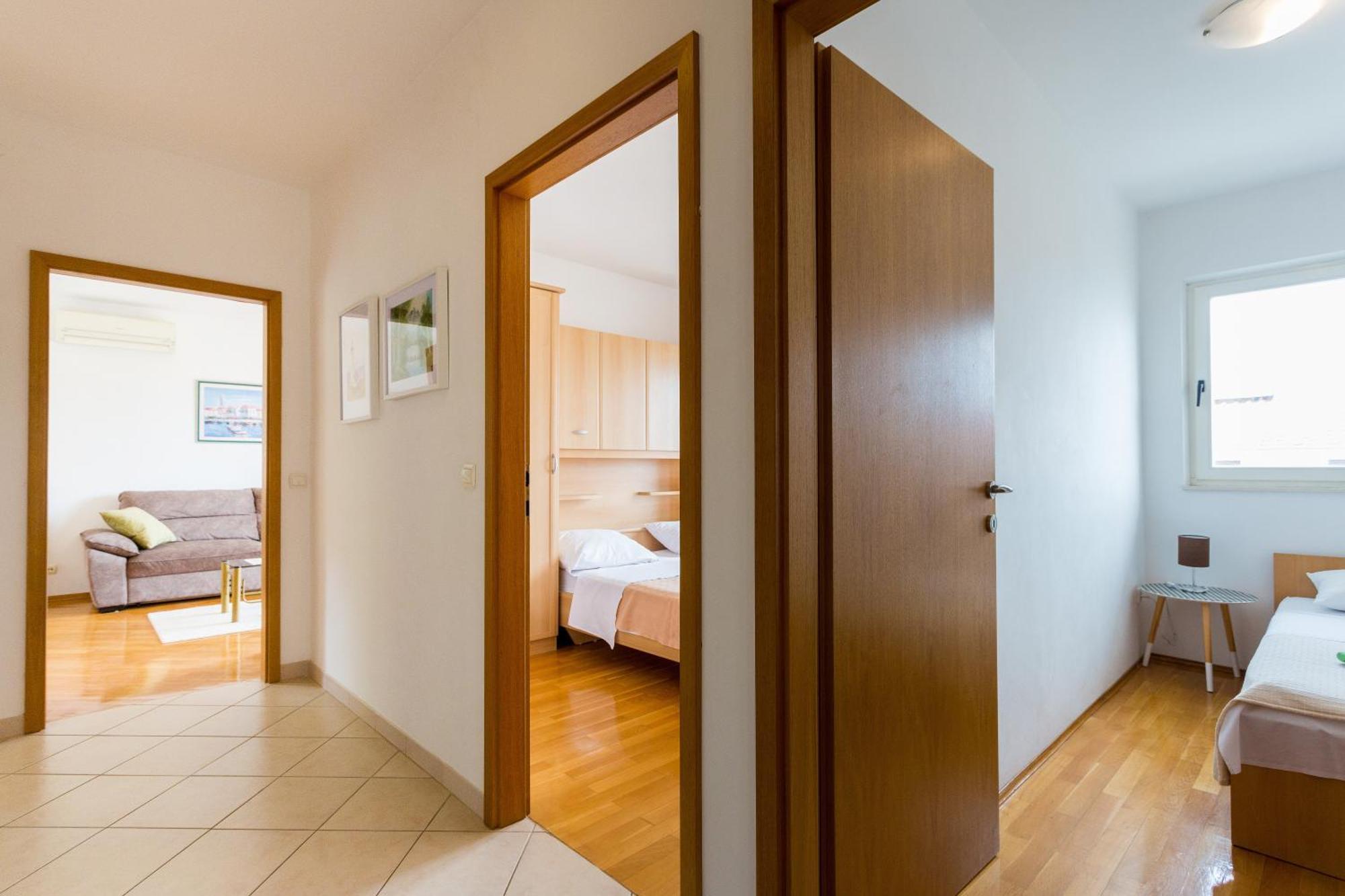 Apartment Mia - Spacious Apartment On 85 M2 With Beautiful Sea View Τρογκίρ Εξωτερικό φωτογραφία